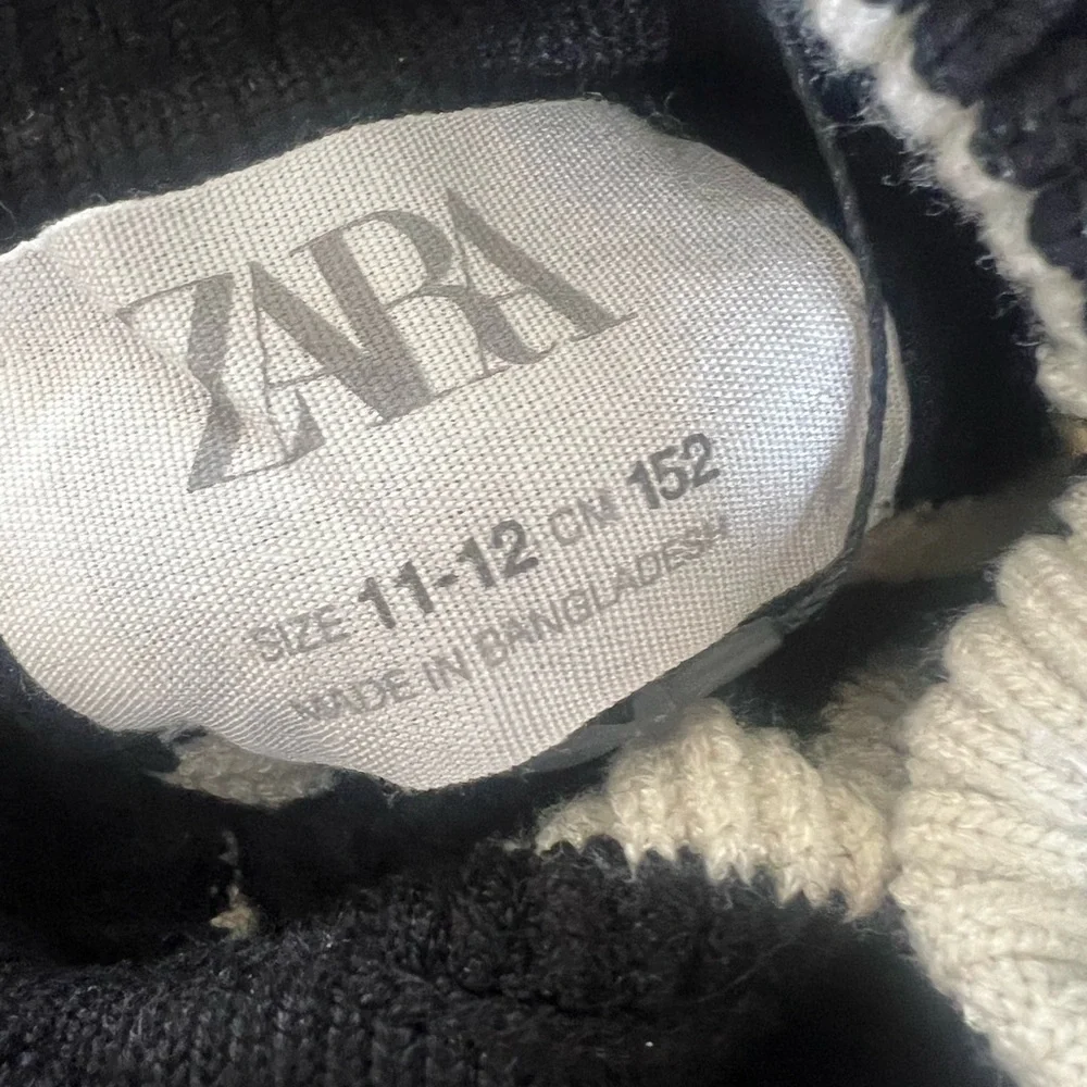 Zara Girls Black and White Striped Turtleneck Sweater - Picture 2 of 3